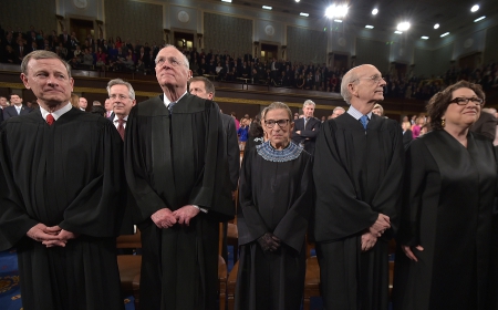(From left to right) US Chief Justice John G. Roberts and Supreme Court justices Anthony M. Kennedy, Ruth Bader Ginsburg, Stephen G. Breyer and Sonia Sotomayor at the State of the Union address on January 20, 2015, at the US Capitol in Washington, DC. © RON SACHS/ADMEDIA/CORBIS