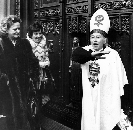 In 1974, co-founder Patricia Fogarty McQuillan appointed herself “Pope Patricia” on the steps of St. Patrick’s Cathedral in New York City in the face of antichoice opposition to Roe v. Wade. © CATHOLICS FOR CHOICE.